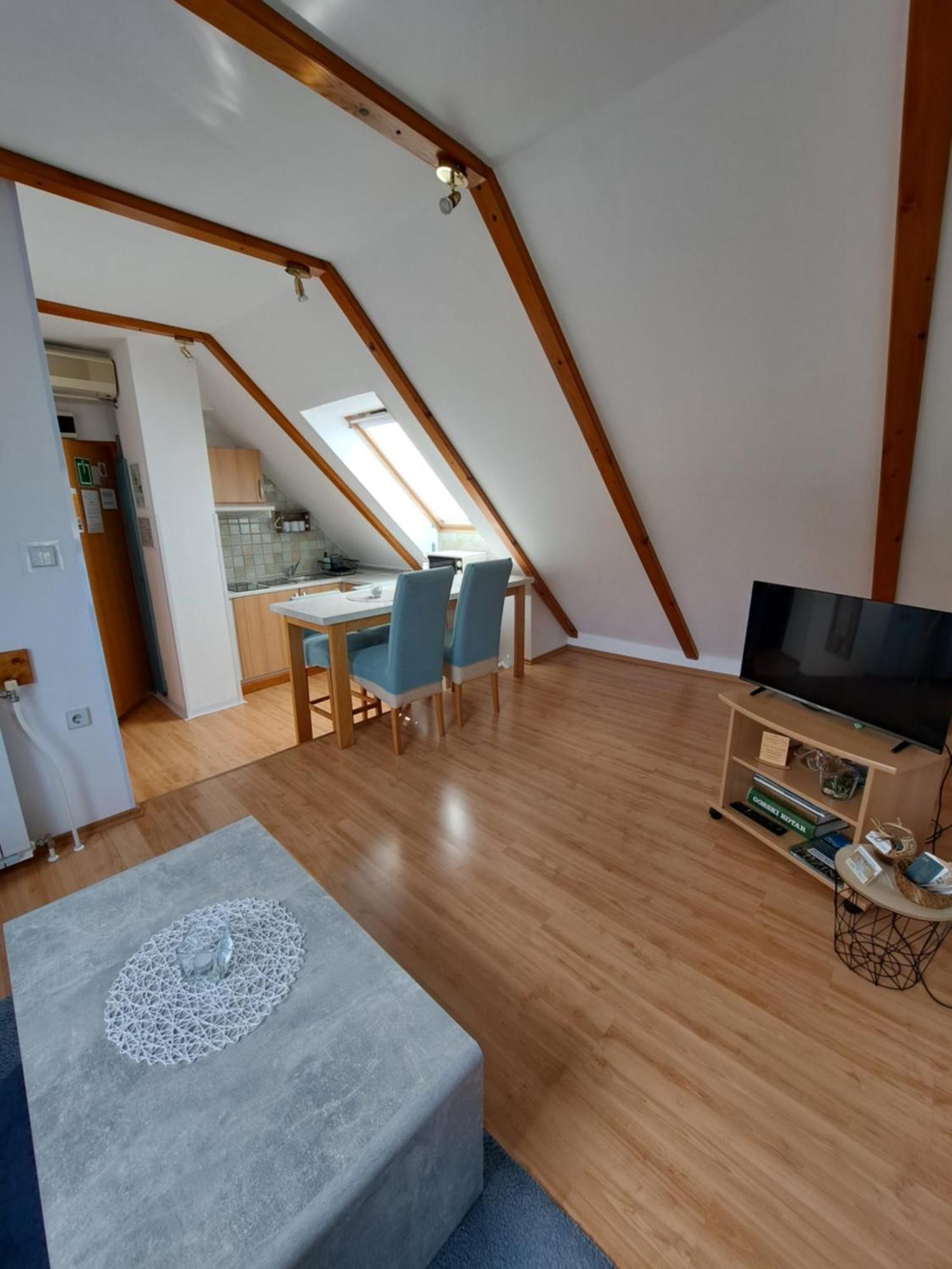 Apartment Erika Фужине Екстер'єр фото